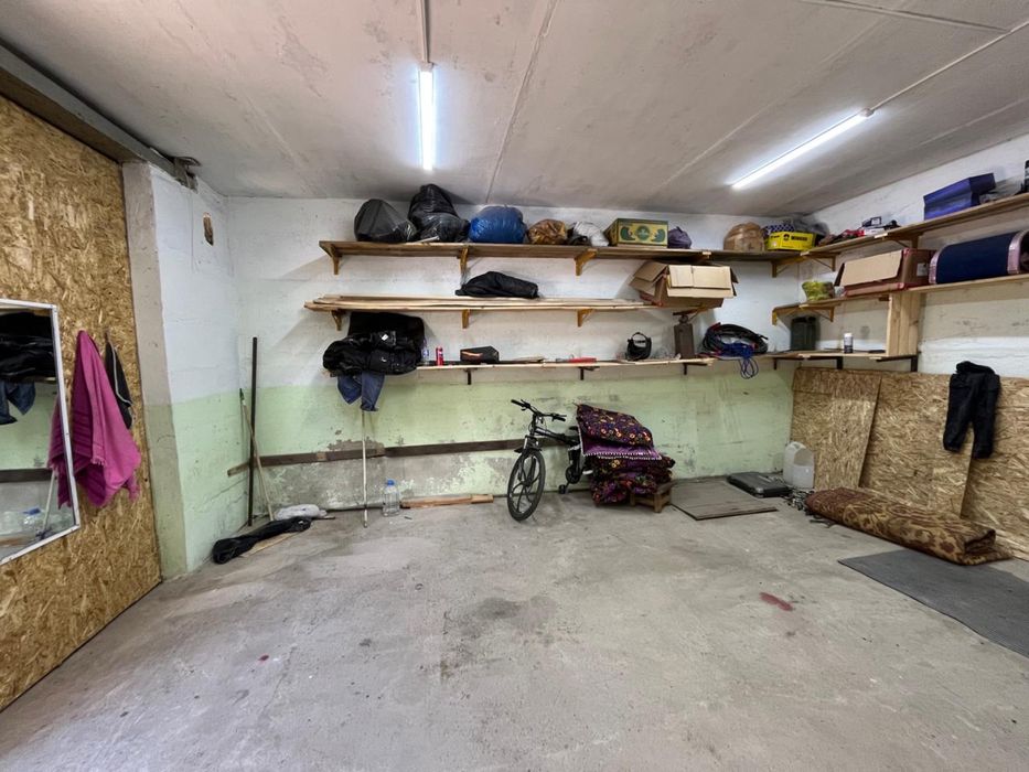 Продам гараж,срочно,торг есть