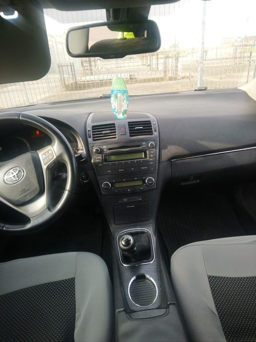 Vând Toyota Avensis diesel 2009