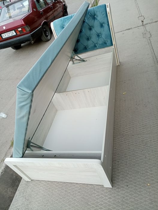 Karvat mibil bir kishilg