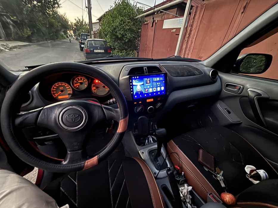 Продам rav4 2003