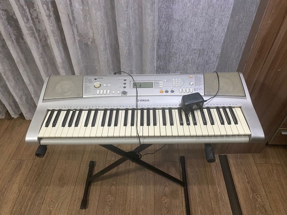 Синтезатор Yamaha