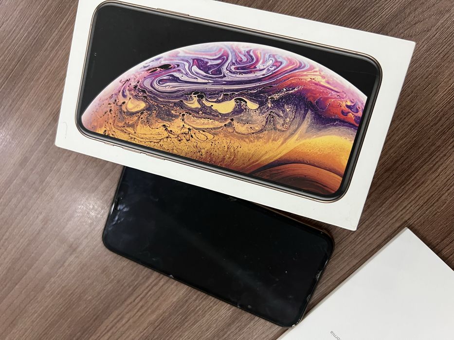 Продаю Iphone x(10)