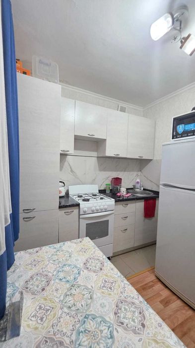 Продается 1 ком кв район ЕВРАЗИИ