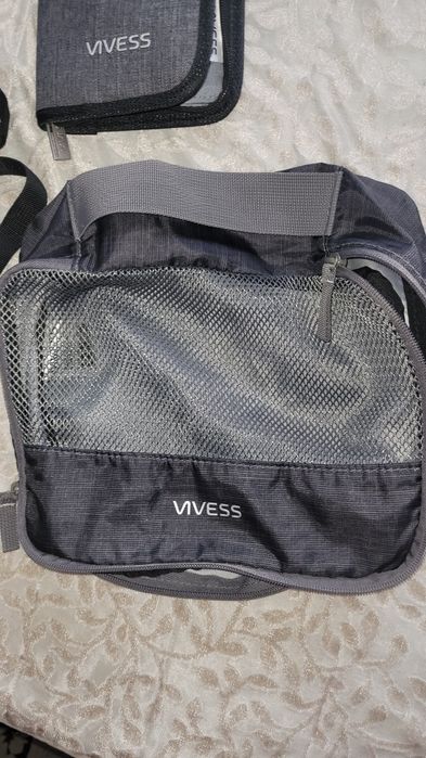 Rucsac  cu accesorii pt drumetii  marca vives