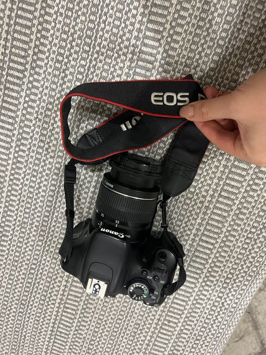 Canon EOS 600D с родным объективом
