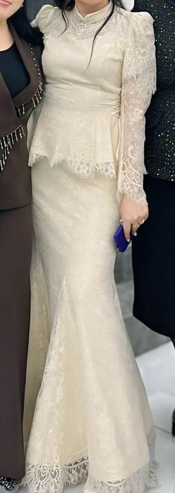 Продам платье 1 раз носили