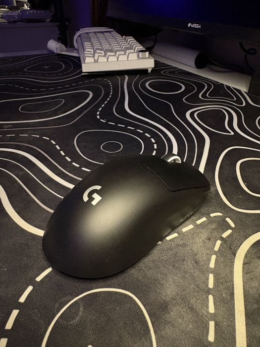 Мышь Logitech Pro X Superlight черный