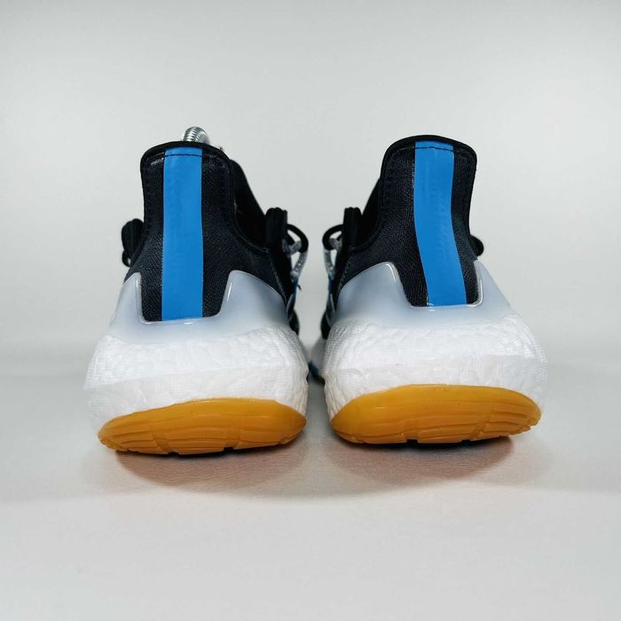 Оригинални маратонки * ADIDAS ULTRABOOST 22 PARLEY * EU38 2/3