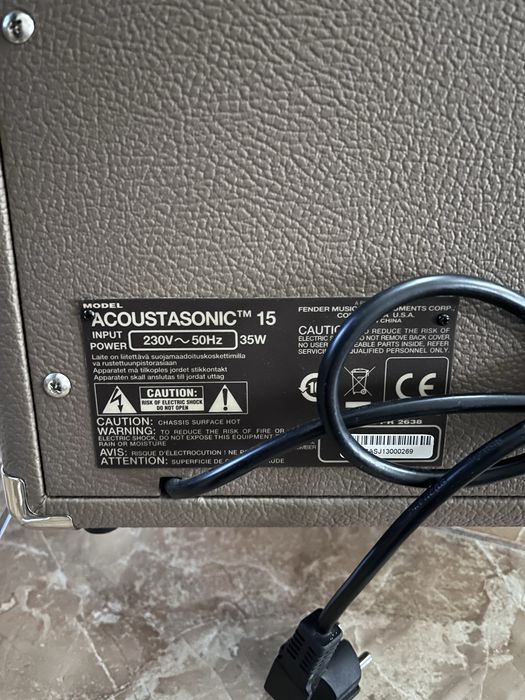 Amplificator FENDER acoustasonic