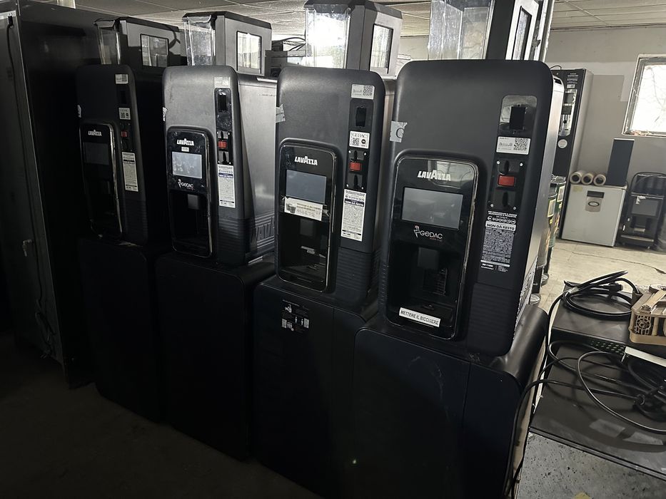 Vindem espressor minivending