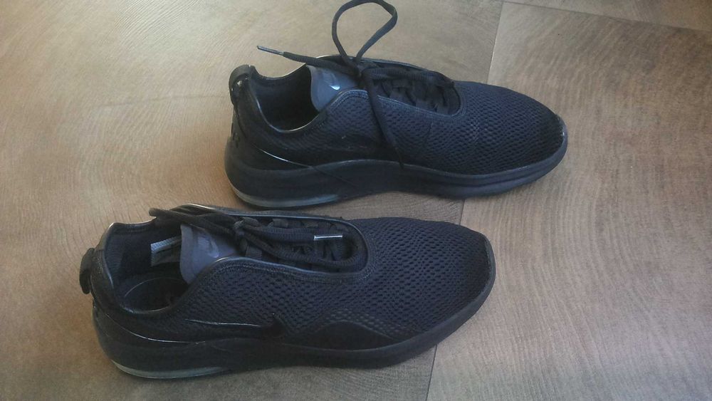 NIKE AIR MAX MOTION 2 Shoes размер EUR 43 мъжки маратонки 407-14-S