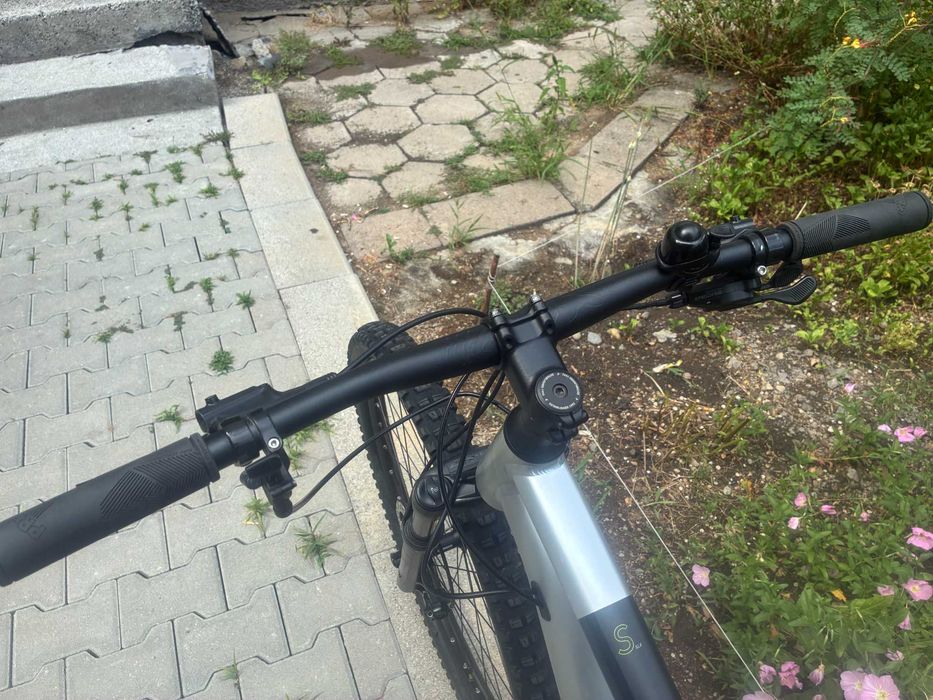 Cube Attention SLX 29"