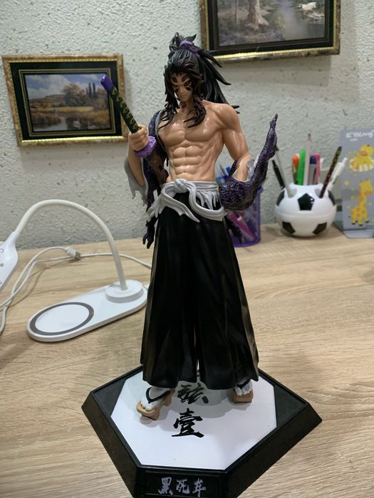 Фигурка из аниме