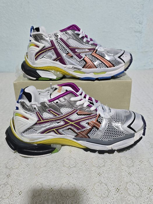 Sneakers Balenciaga Runner, marime 43