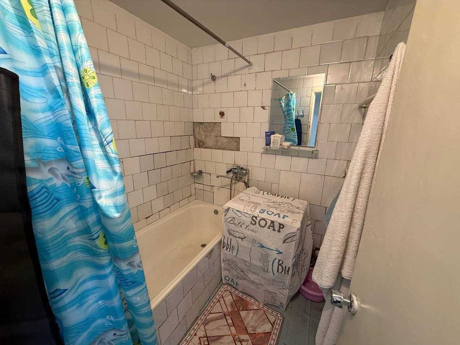 Продается 4 комнатная квартира на Карасу-1