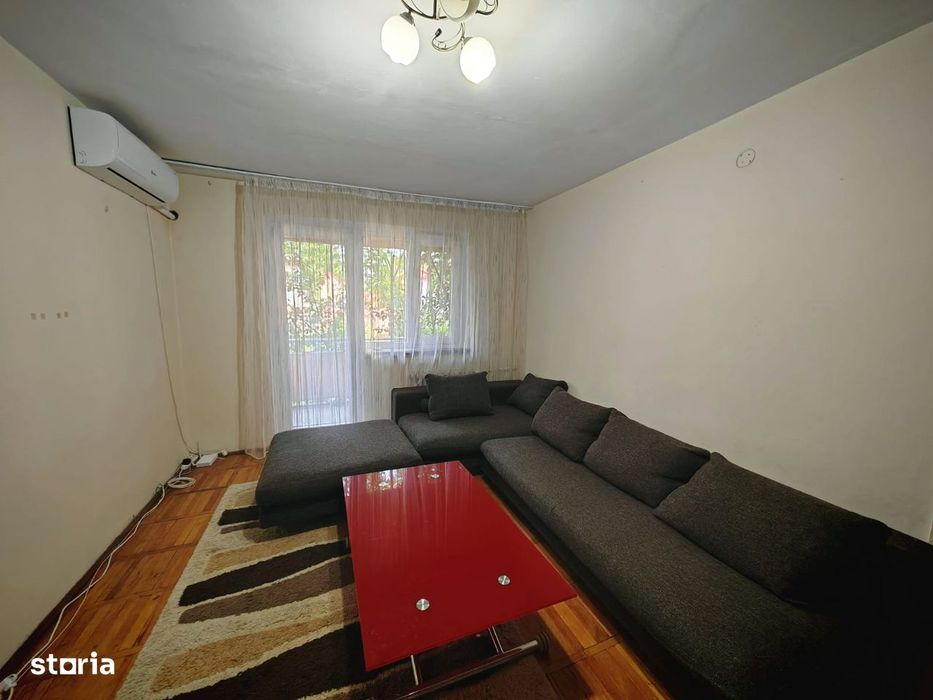 Apartament 1 Mai - Insula - semidecomandat, etaj 1