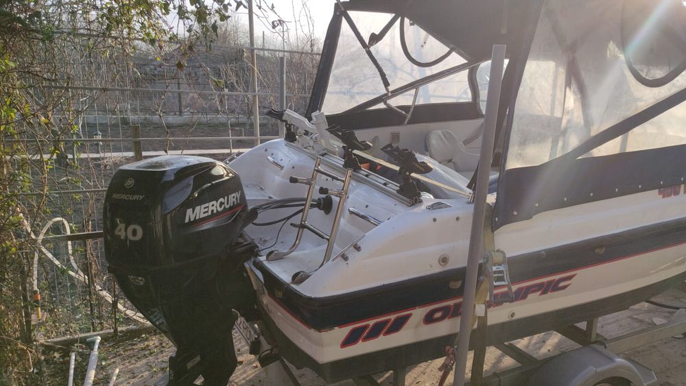 Barcă Olympic 460