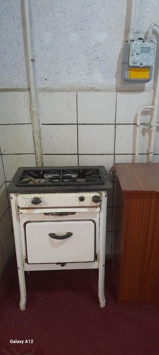 Сдаётся 1ком квартира на 2м этаже