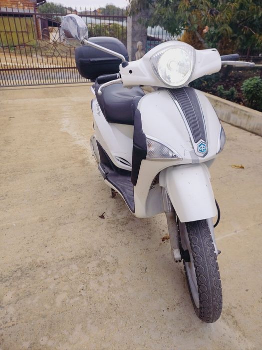 Пиаджо либерти 125