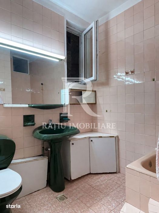 Apartament spațios cu 3 camere de închiriat | George Enescu | Oradea