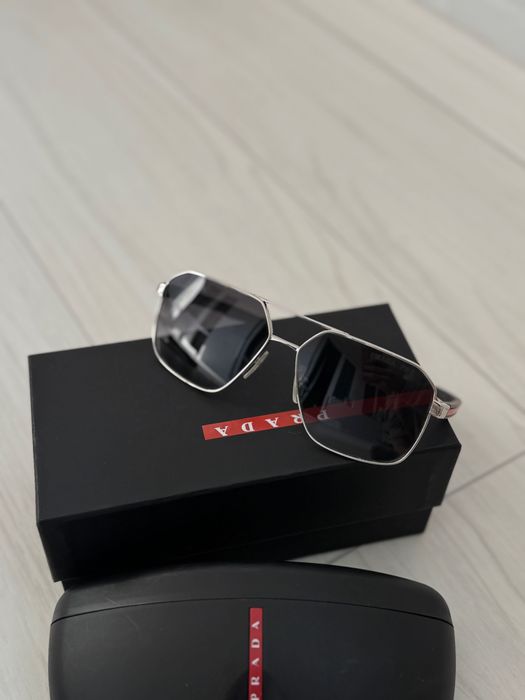 Мъжки слънчеви очила PRADA