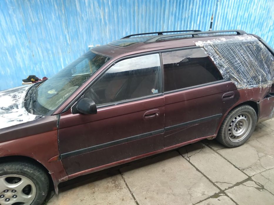 Продам субару легаси 1996г