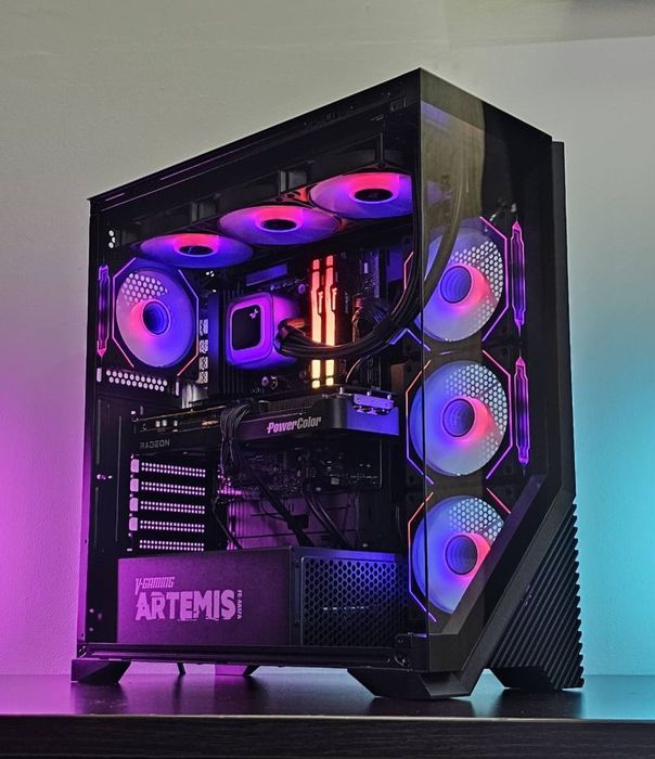 RX 9070 / Ryzen 7 7800X3D / 32GB DDR5 / 1TB NVMe DR9070700X3D-1 НОВ