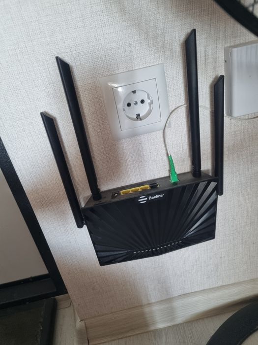 Beeline Wi-Fi роутер сатылады.