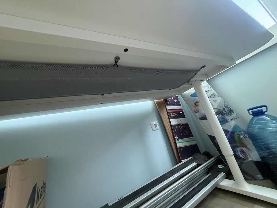 Бюро Ikea Bekant