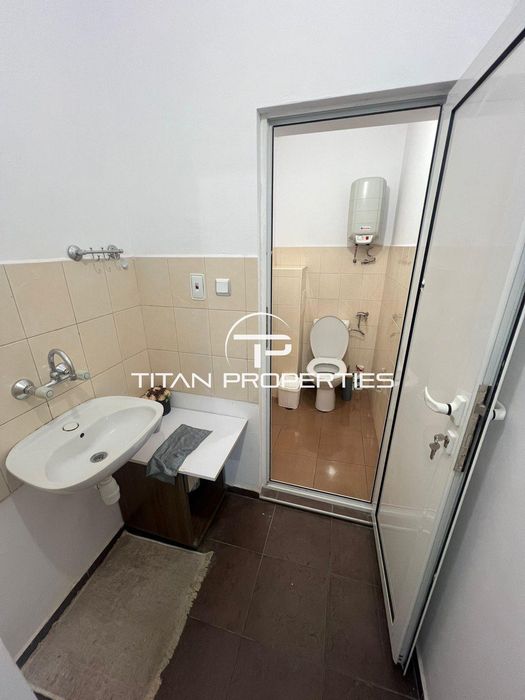 Дава се под наем Магазин в Бургас, Братя Миладинови - 38 кв.м за 320 € - Снимка #2