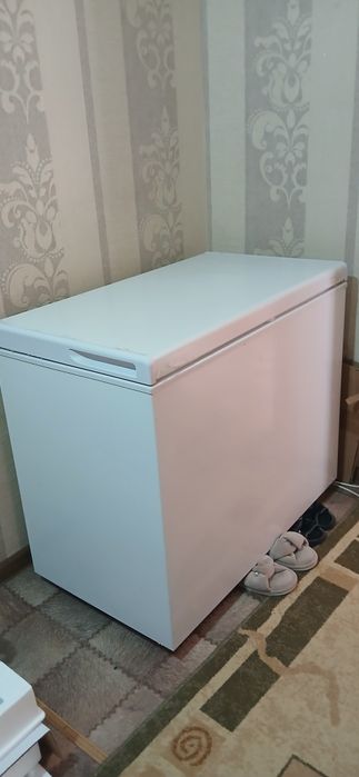 Продам морозильник