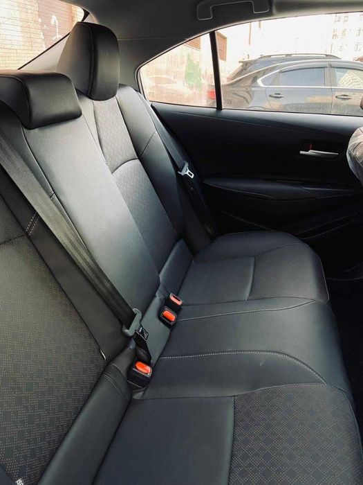 Тойота Королла новая