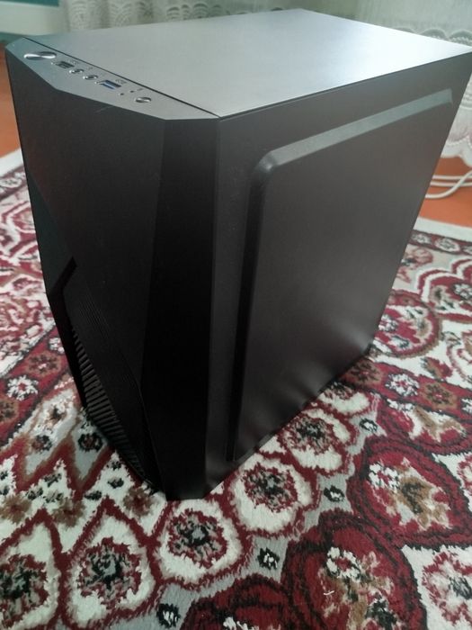 Продам корпус для компьютера