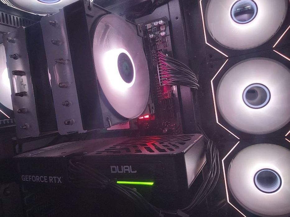 ryzen 5 9600x + RTX5060