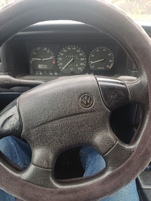 Продам машину Фольксваген Пассат