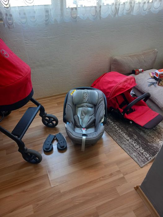 Бебешка количка с аксесоари