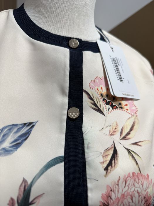 Жилекта Ted Baker, размер С