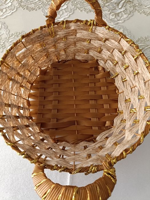 Посуда для дома, хлебница