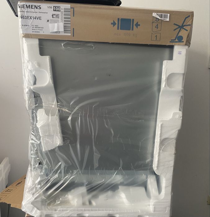 Съдомиялна за вграждане Siemens 60 см.  А+++  SN63EX14VE