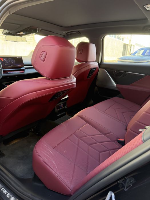 BMW i5 35L Новая в наличии