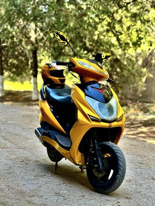 Скутер 150 куб просто ракета  срочно ярим нархига