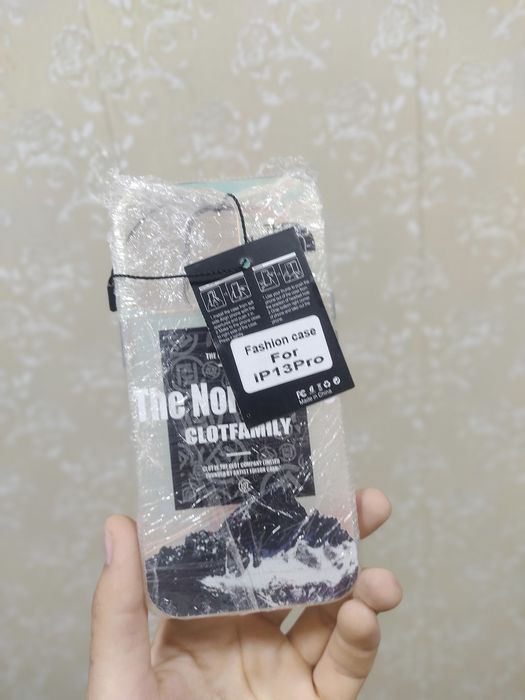 Срочно продаю чехлы для iPhone дёшево