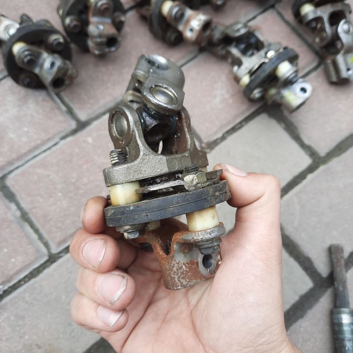 Рулевой кардан салонный верхний rx 300 Lexus Лексус 300