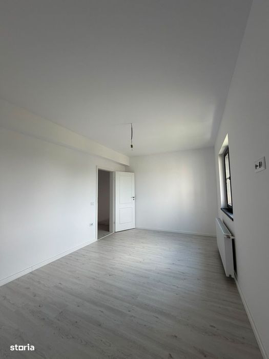Casă de închiriat 4 camere  și mansardă bragadiru