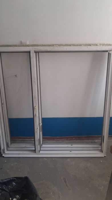 Продам 2 окна ПВХ