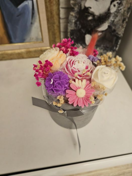 Букети от соеви свещи