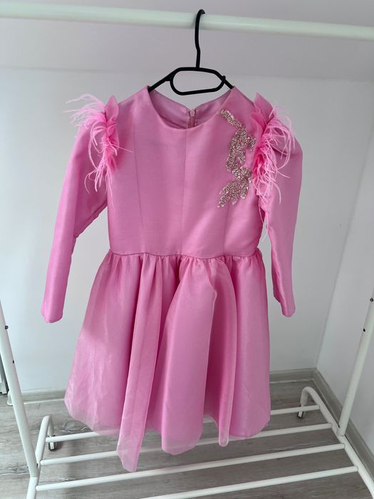 rochie scurtă cu mânecă lungă pentru copii