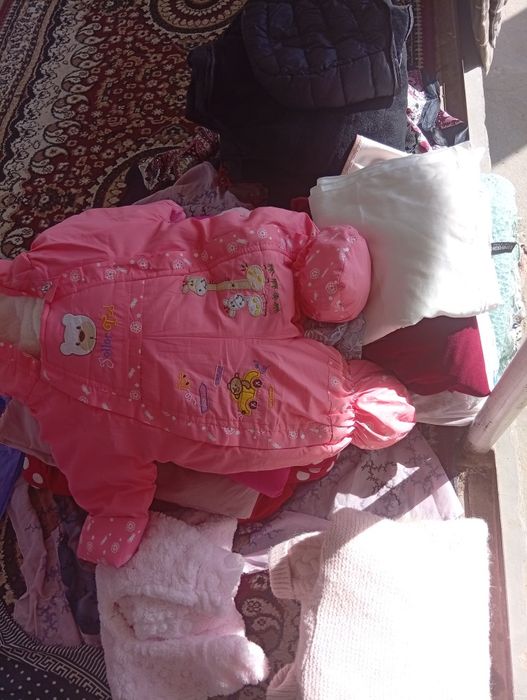 Bolalar kiyimlari tekinga beriladi