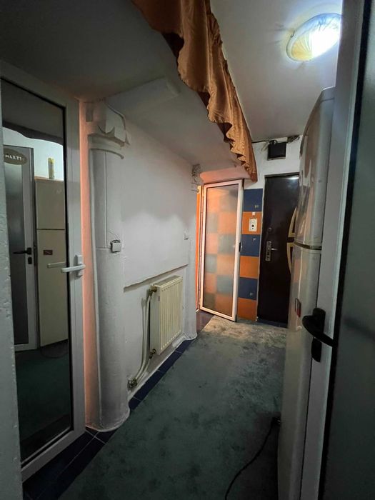 Inchiriez apartament 2 camere