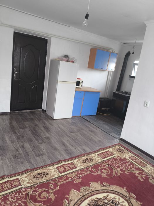Квартира беріледі 2бөлмелі времянка